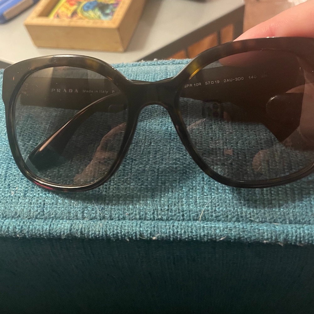 Prada SPR 10 57019 2AU-3D0 140 2N SUNGLASSES